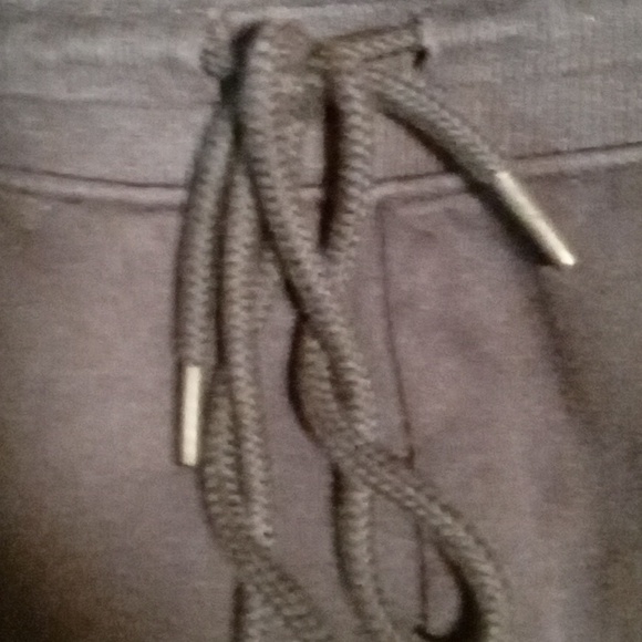 Men's Under Armour Black Joggers - Picture 6 of 6